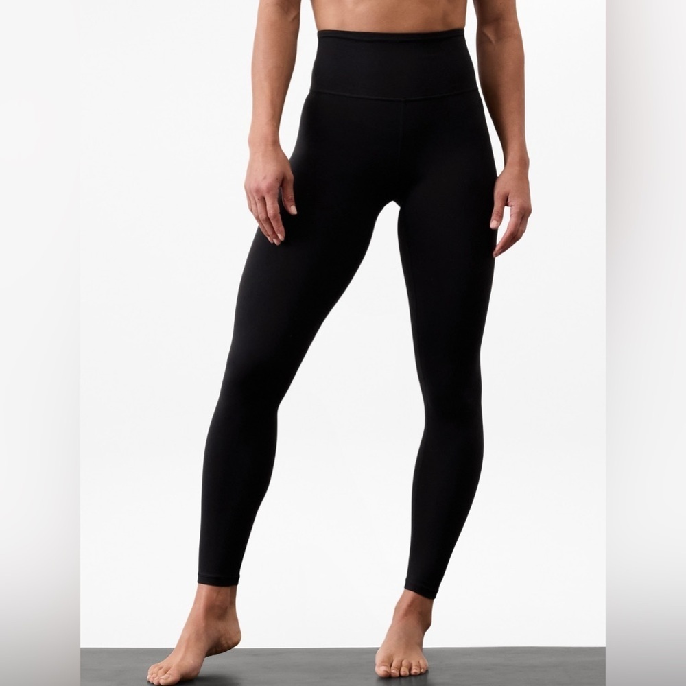 NWT Athleta Ultra High Rise Elation Black Tight Size L/P